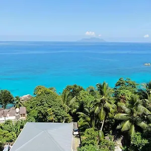 Crystal Seychelles Seaview Ground Floor Апартаменты Гласи